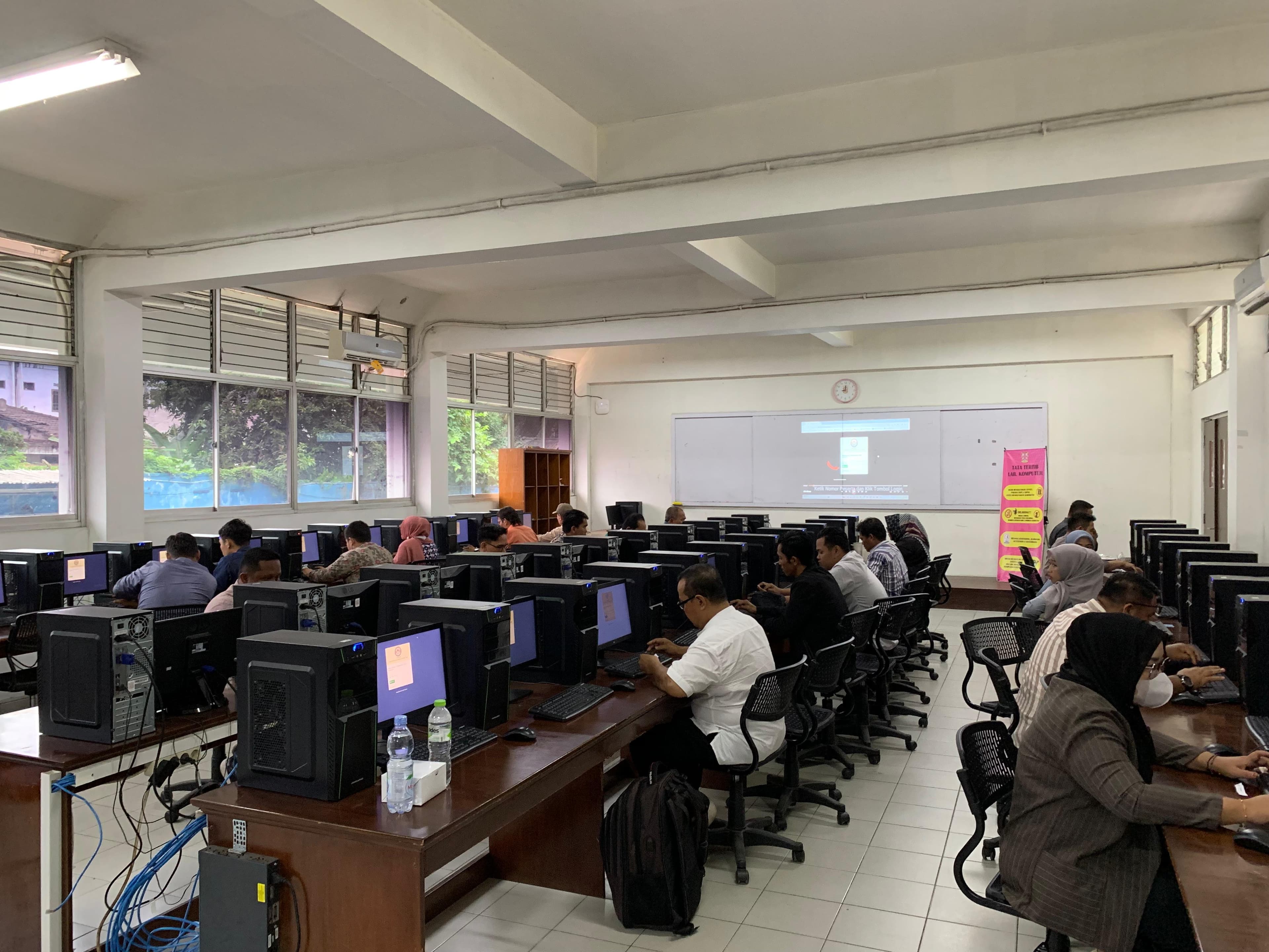 Universitas Dinamika Bangsa